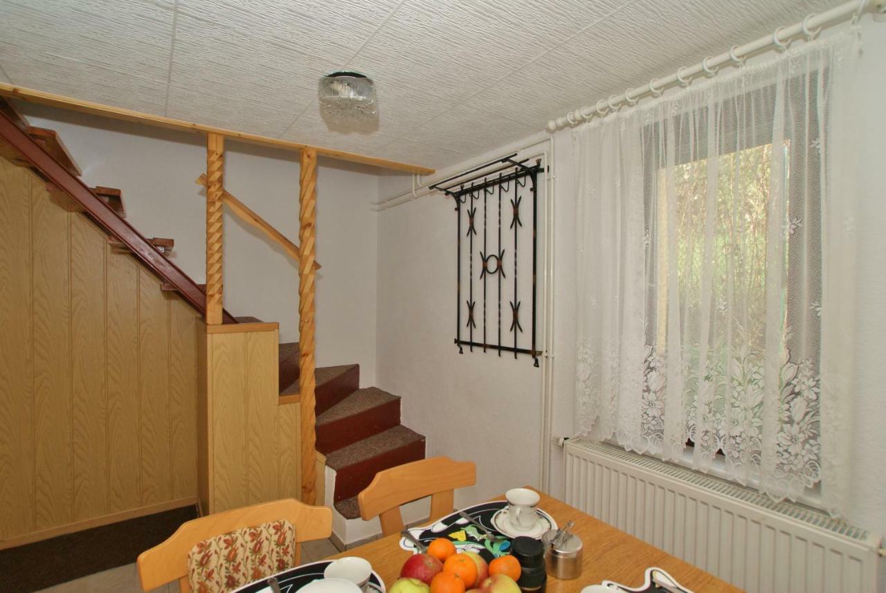 Ferienhaus Schaffrath Ehrenberg  Buitenkant foto