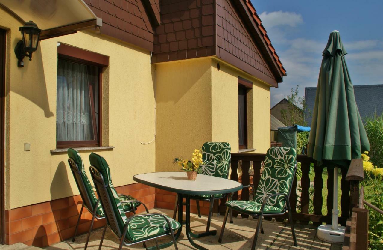 Ferienhaus Schaffrath Ehrenberg  Buitenkant foto